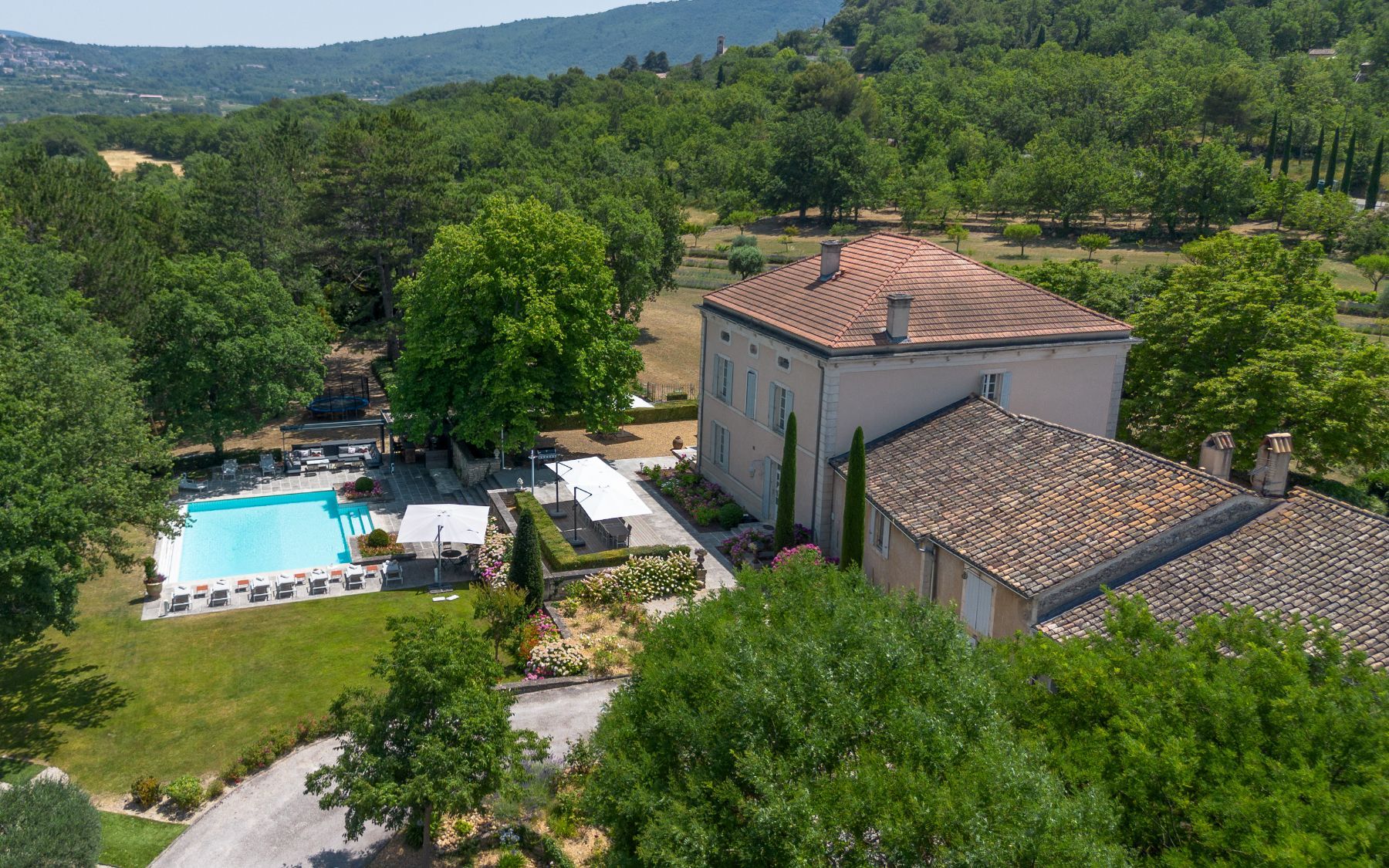 Le Petit Manoir villa photo.